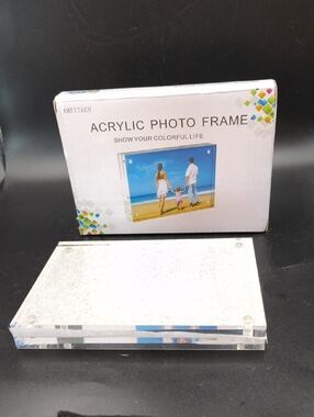 NIB AMEITECH 5-Pack Magnetic Acrylic Photo Frames - 3.5x5